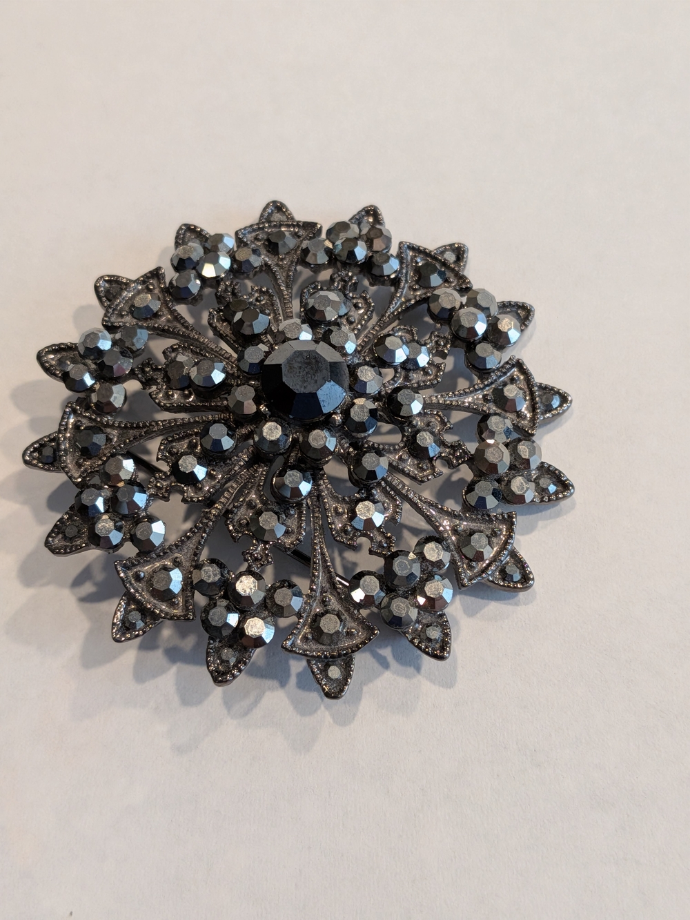 Vintage-Inspired Hematite Rhinestone Floral Brooch